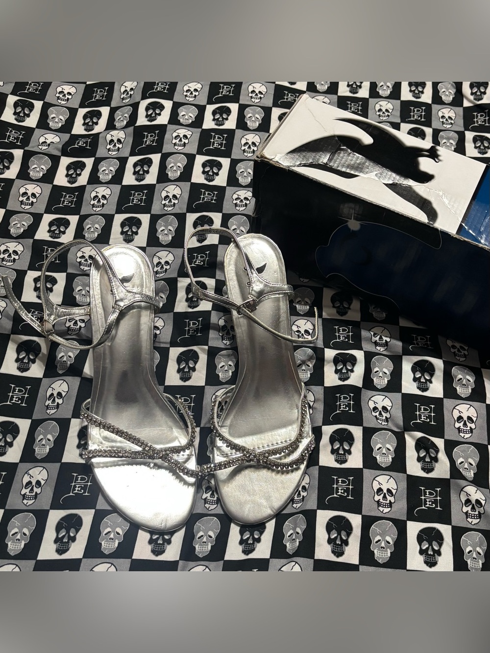 Vintage Y2K Silver Strappy Shiekh Kitten Heels